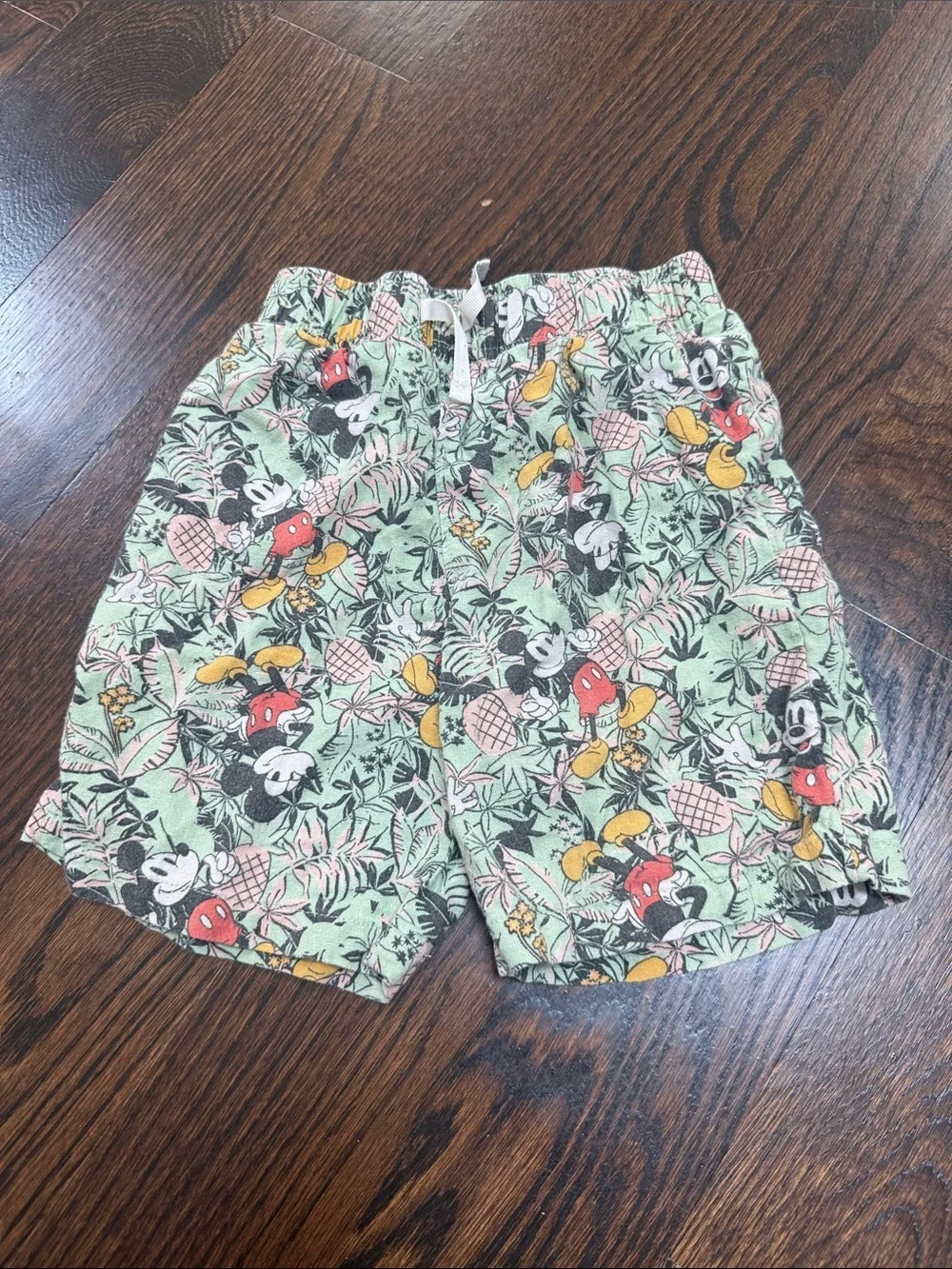 Disney Mickey Mouse Hawaiian Shorts size 5/6